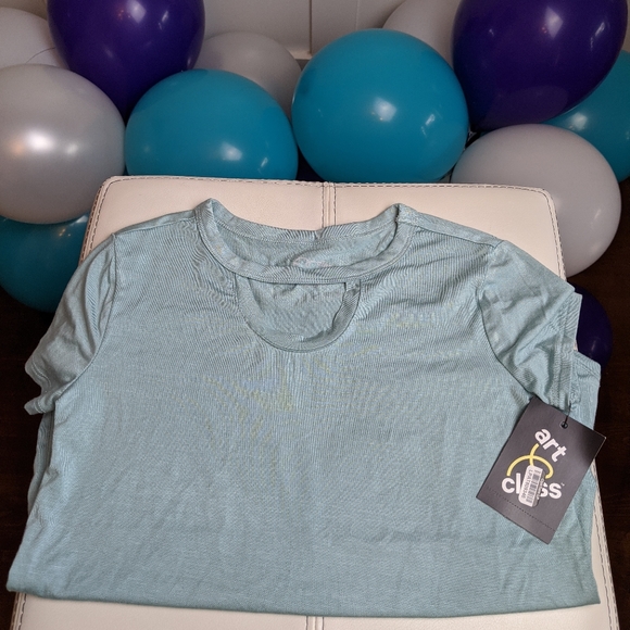 T-shirt - Picture 1 of 4